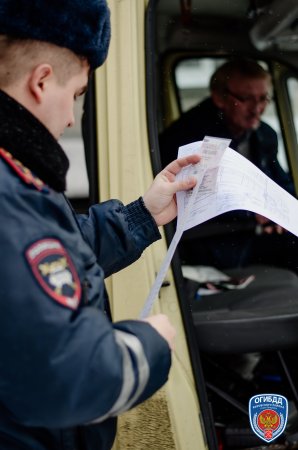 Сотрудники ОГИБДД по Кировскому району г. Санкт-Петербурга проверили школьные автобусы.