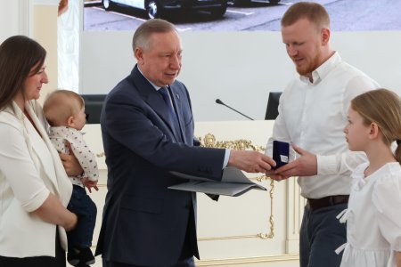Автобусы, признание и «Любовь» Автобусы, признание и «Любовь»